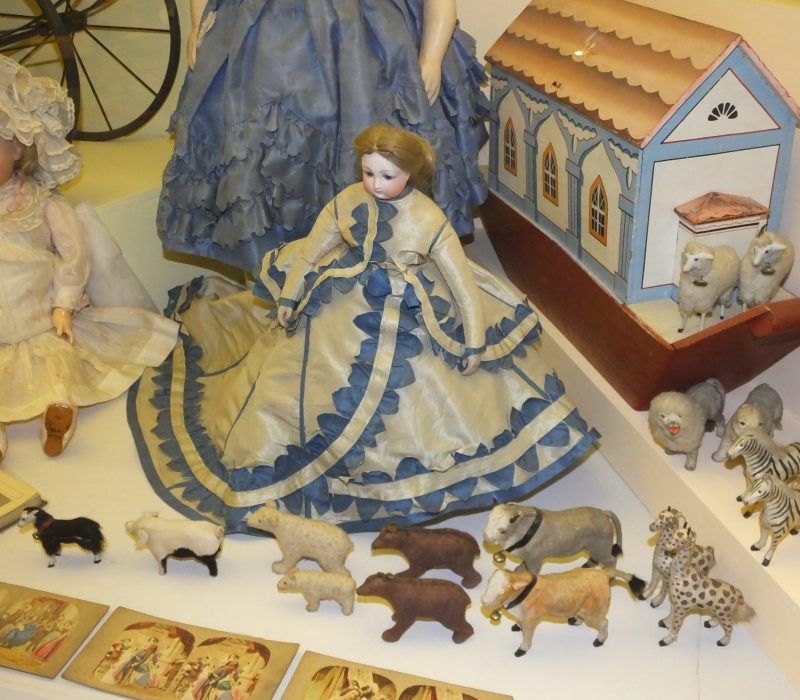 JLL_Childhood_Collection-Doll_with_Noah's_Ark_toy_2770